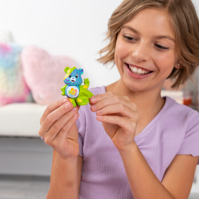 Care Bears – Peel and Reveal - US 8263